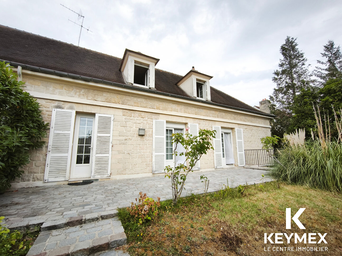 Maison 6 pièces 170 m² · à Lamorlaye · 170 m² · 375 000 €