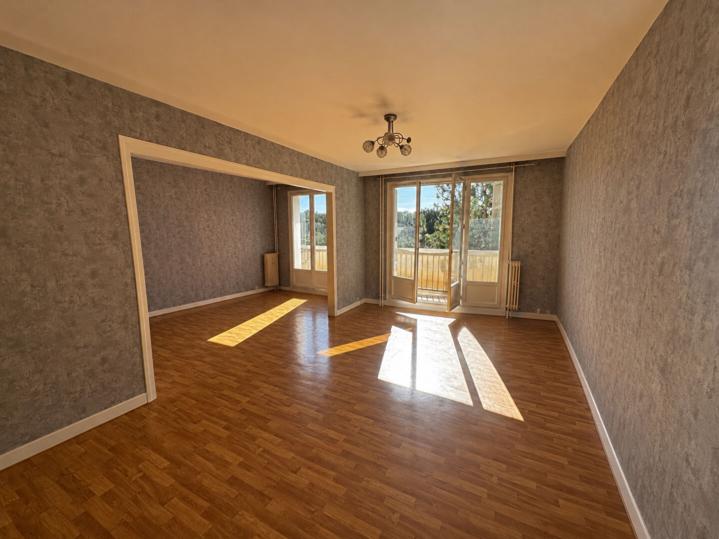 Appartement 4 pièces 78 m² · à Creil · 78 m² · 130 000 €