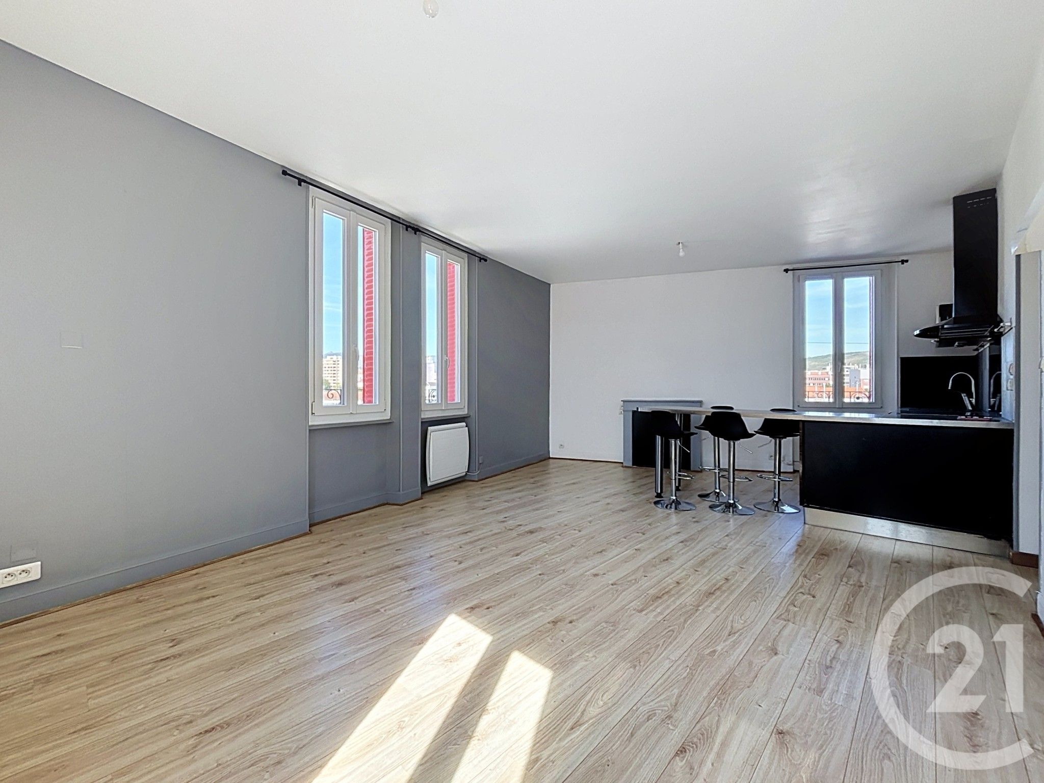 Appartement 2 pièces 56 m² · à Clermont-Ferrand · 56 m² · 104 400 €