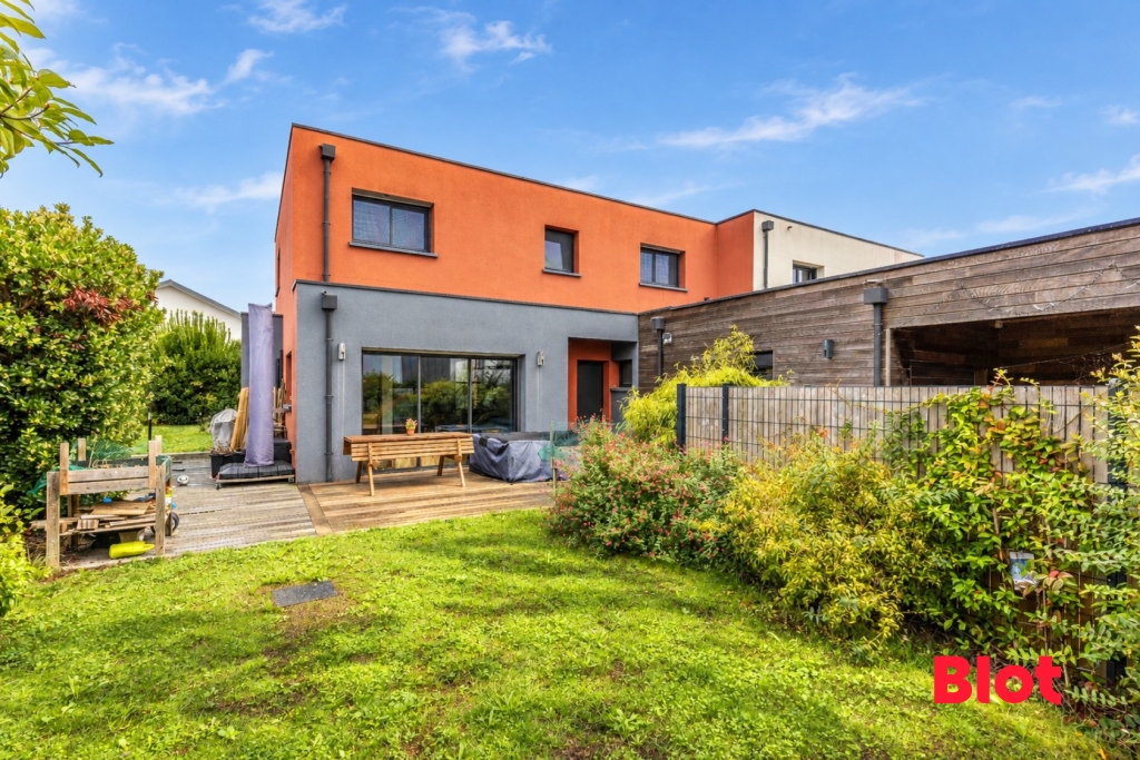 Maison 6 pièces 142 m² · à Acigné · 142 m² · 449 900 €