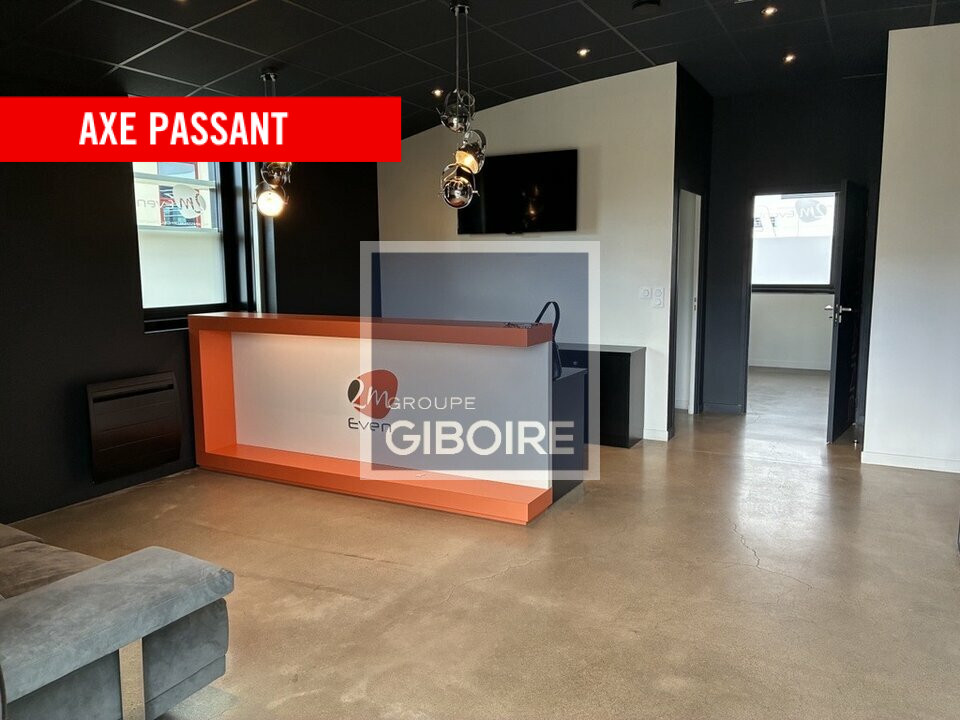 Local commercial 101 m² · à Saint-Grégoire · 101 m² · 1 547 €/mois