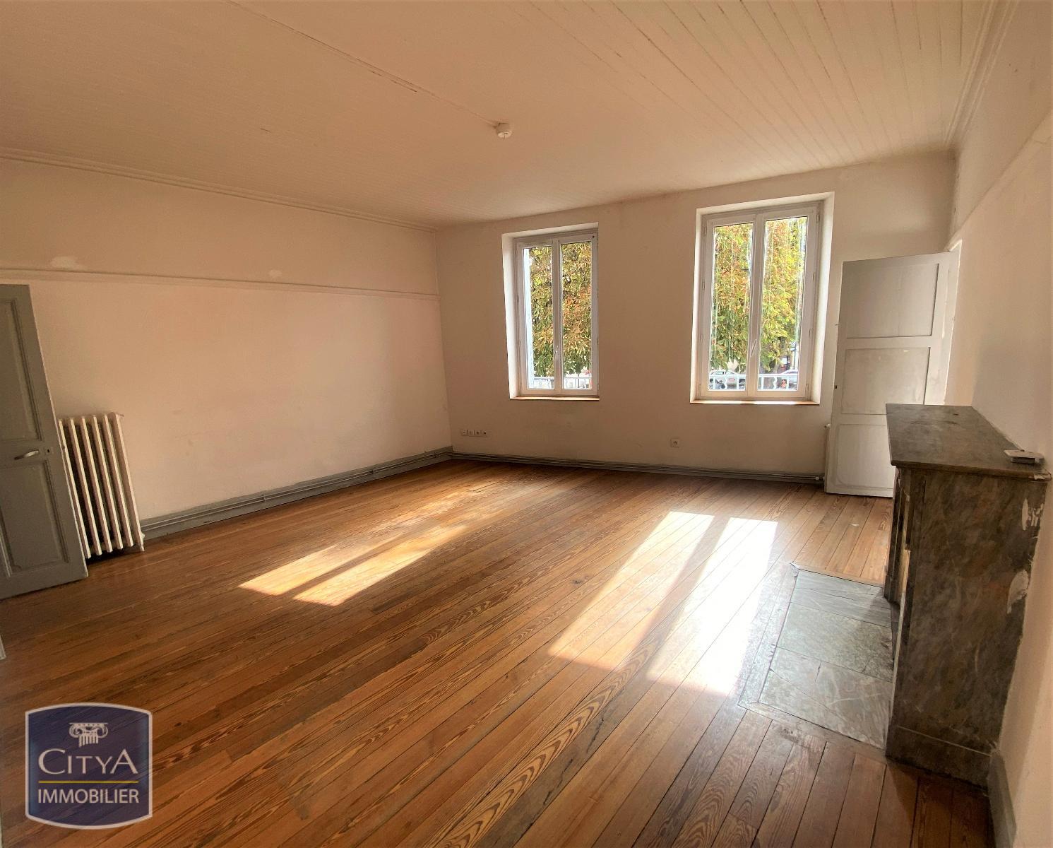 Appartement 3 pièces 88 m² · à Caussade · 88 m² · 575 €/mois