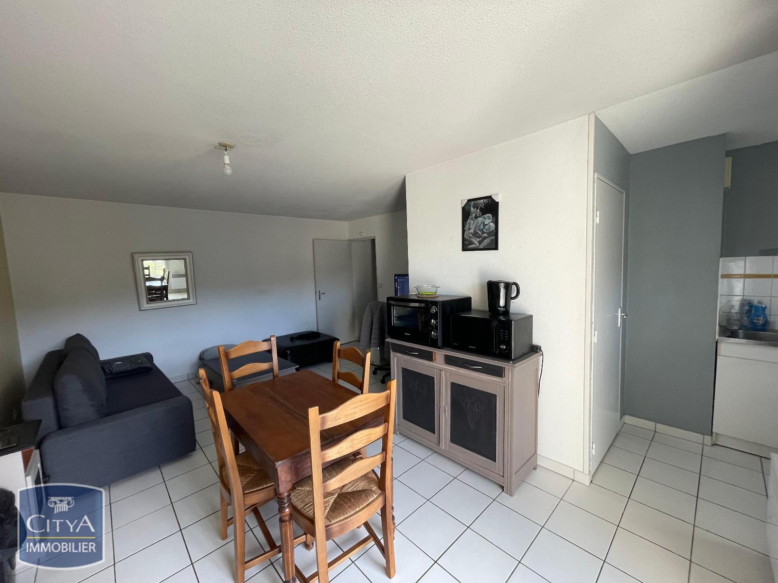 Appartement 2 pièces 48 m² · à Allonnes · 48 m² · 553 €/mois
