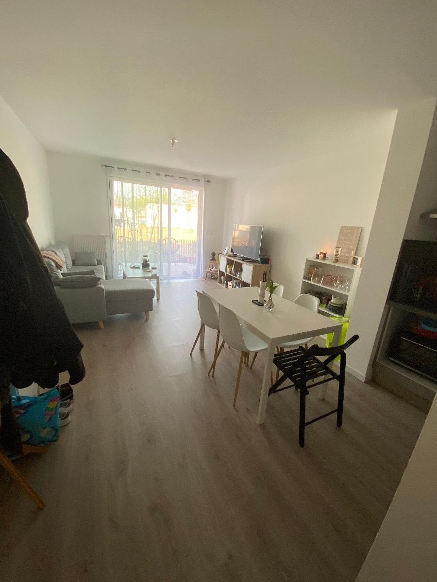 Appartement 2 pièces 45 m² · à Tours · 45 m² · 586 €/mois