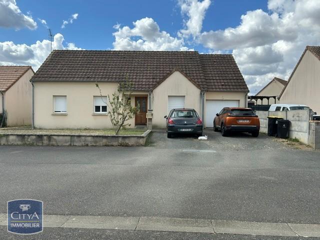 Maison 4 pièces 93 m² · à La Chapelle-d'Aligné · 93 m² · 680 €/mois