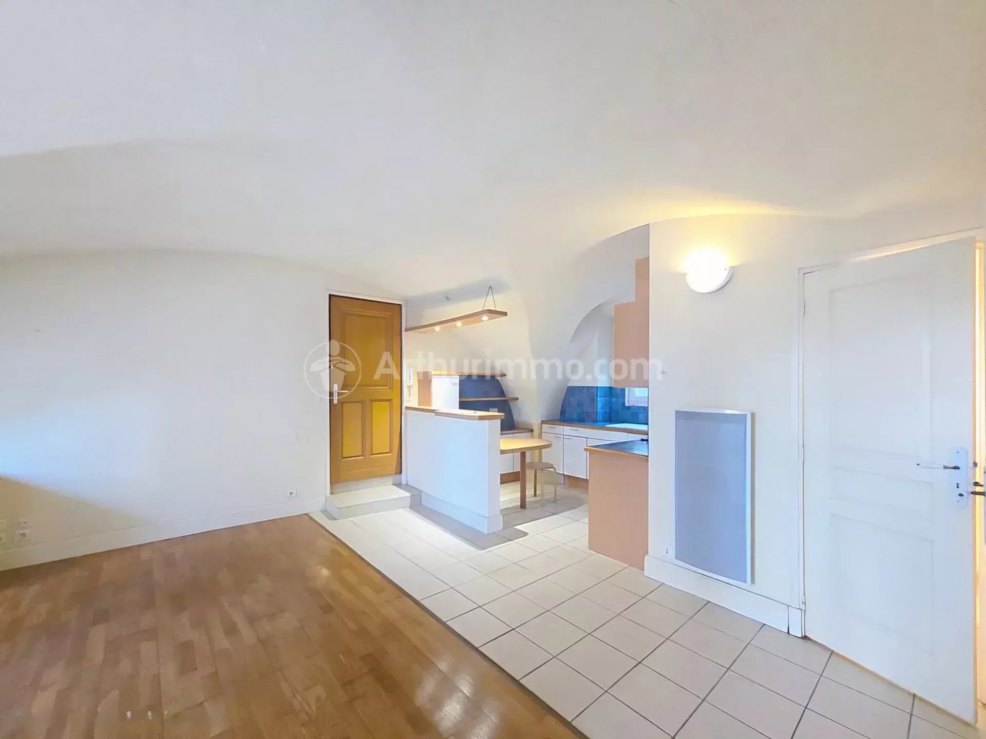 Appartement 1 pièce 35 m² · à Clermont-Ferrand · 35 m² · 450 €/mois