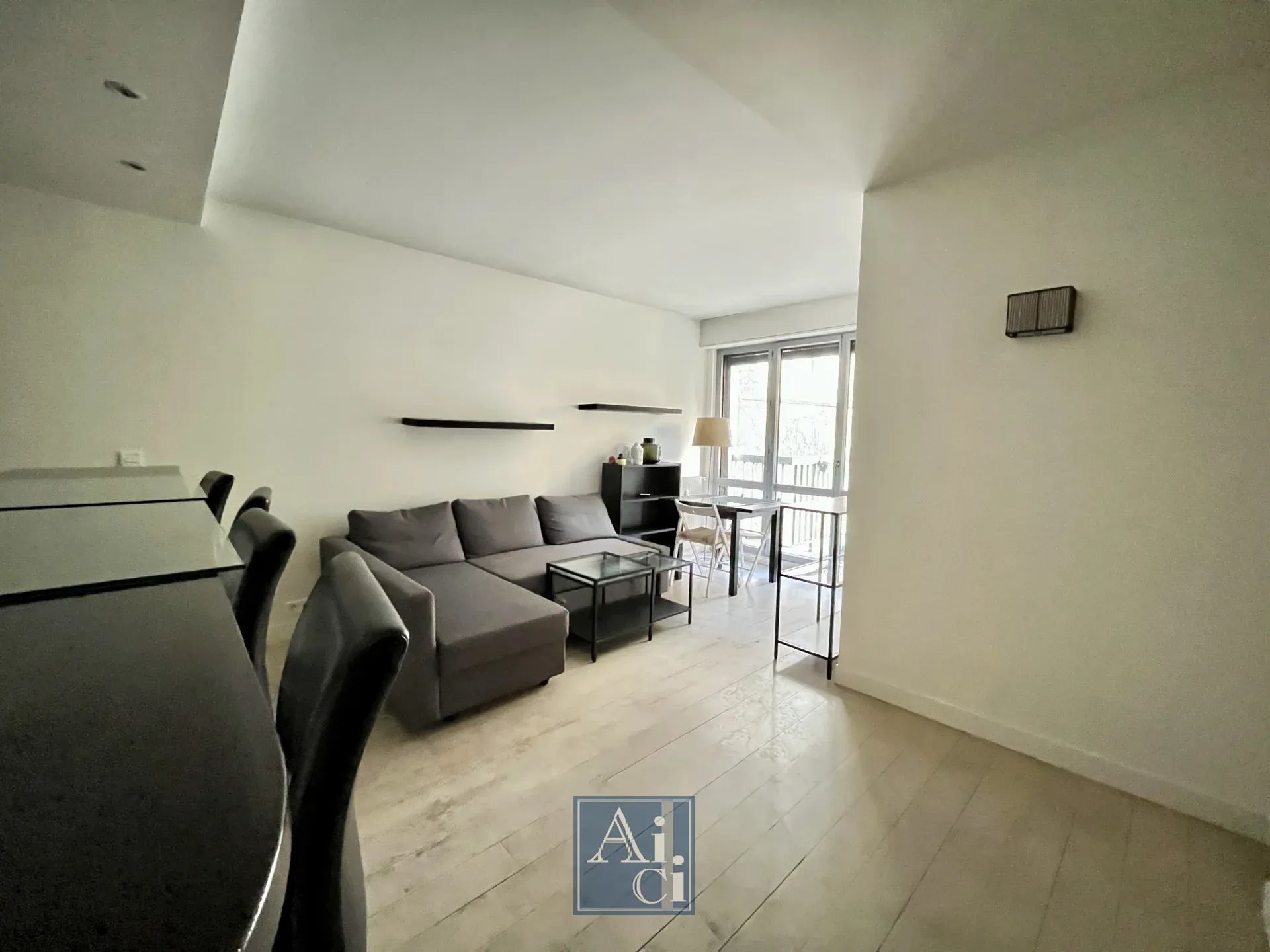 Appartement 1 pièce 32m² PARIS 16 75116