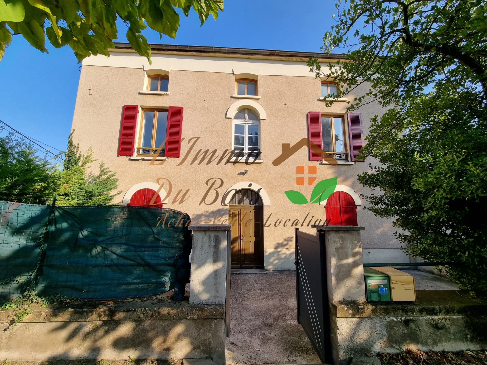 Appartement à Roussillon