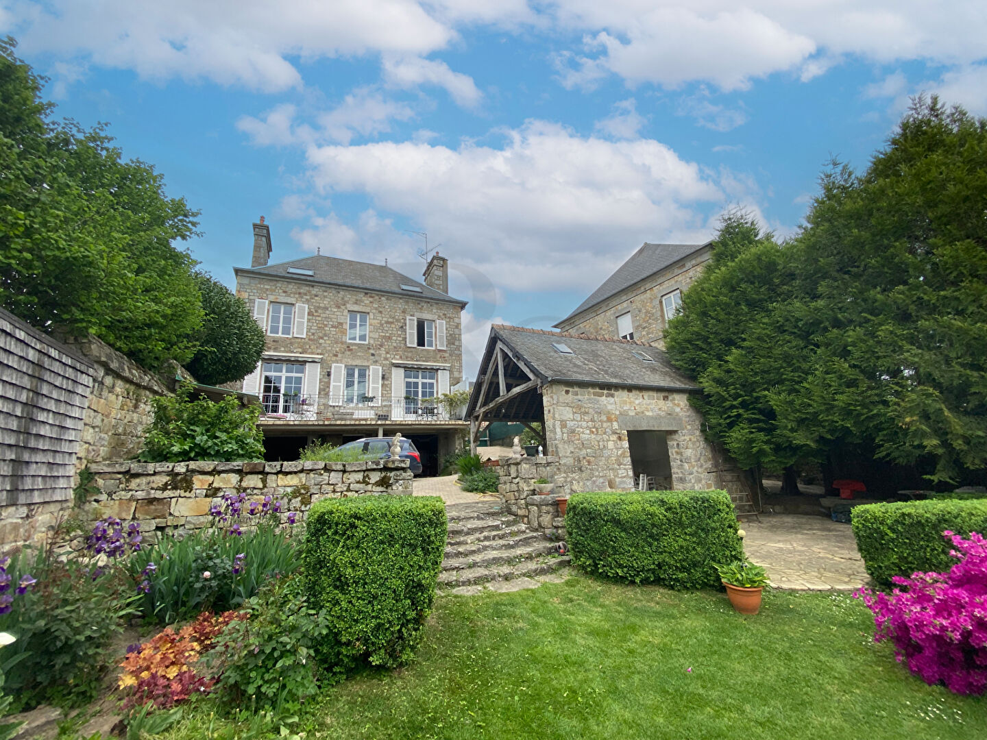 Maison 6 pièces 148 m² · à Domfront en Poiraie · 148 m² · 296 800 €