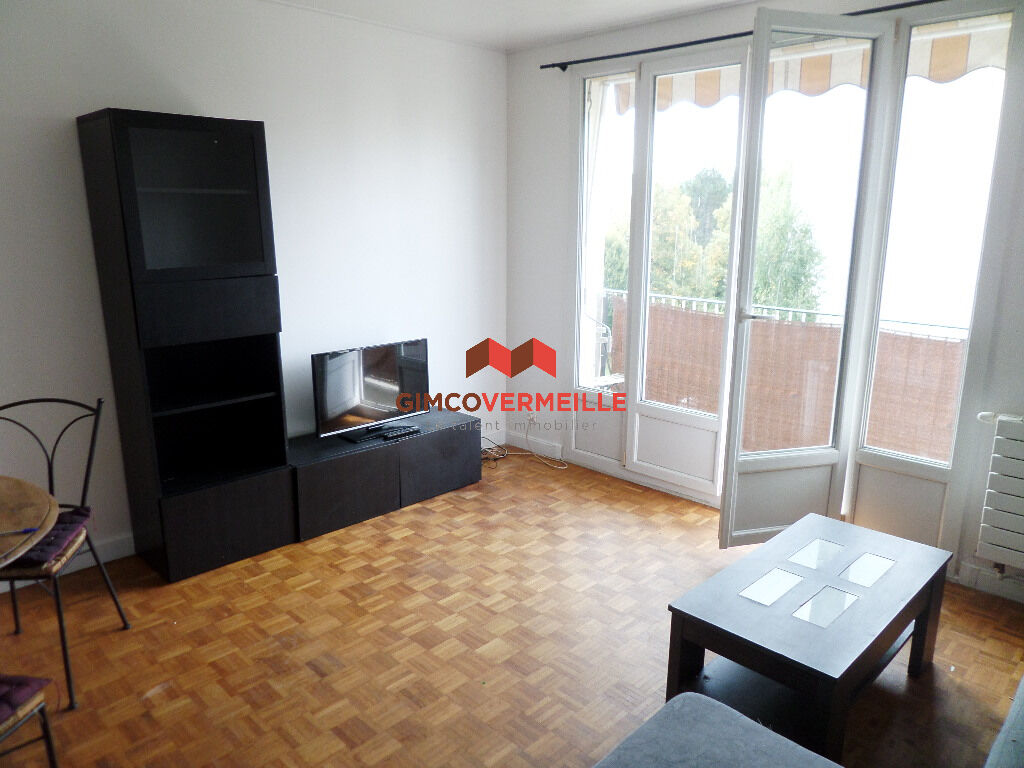 Appartement 4 pièces 77 m² · à La Celle-Saint-Cloud · 77 m² · 260 000 €