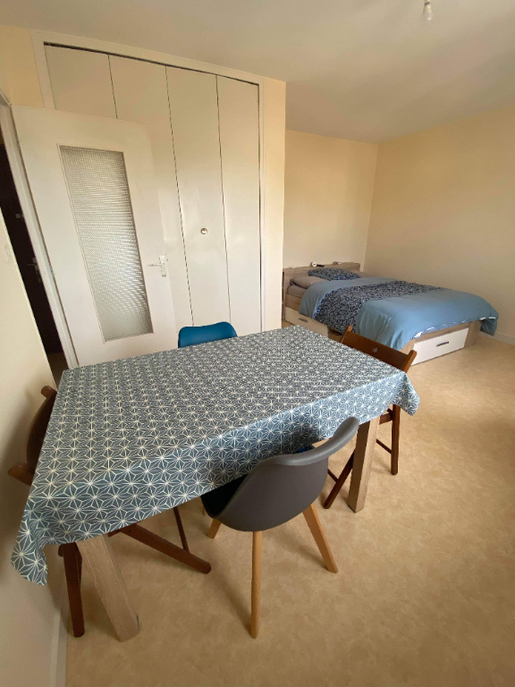 Appartement 1 pièce 30 m² · à La Ferté-Bernard · 30 m² · 360 €/mois