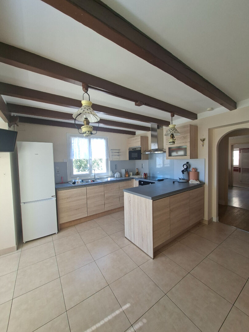 Maison 4 pièces 81 m² · à Saint-Martin-de-Lenne · 81 m² · 715 €/mois