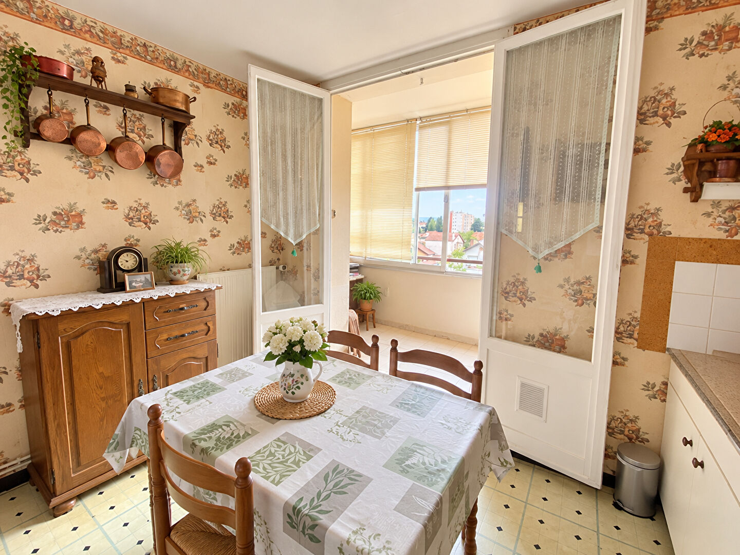 Appartement 4 pièces 63 m² · à Roanne · 63 m² · 67 000 €