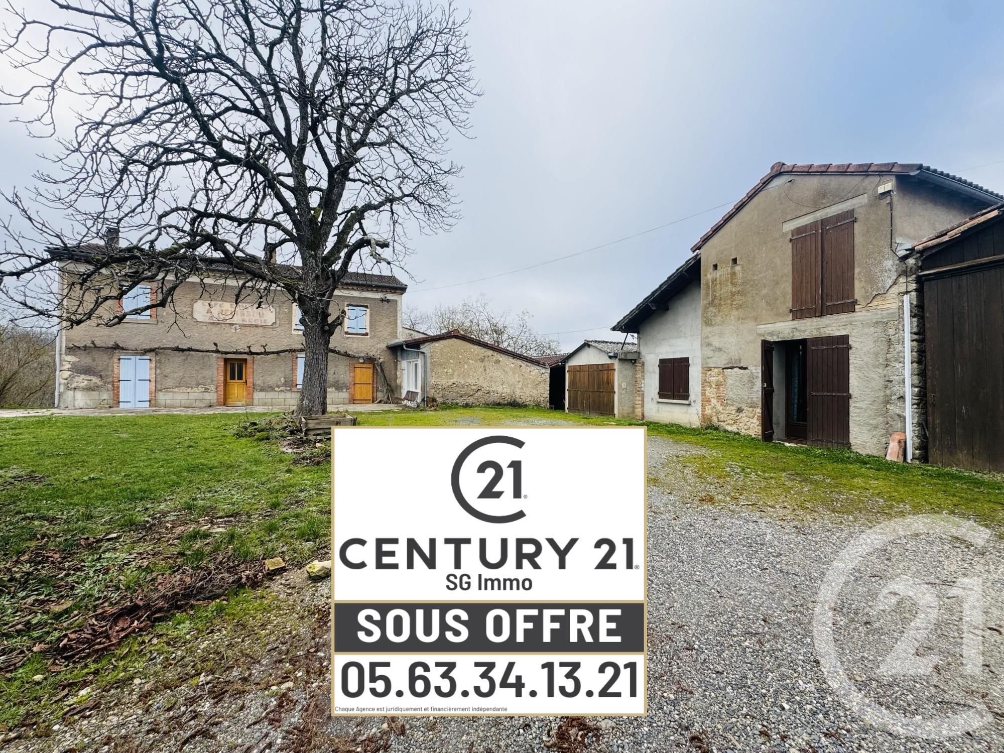 Maison 4 pièces 175 m² · à Saint-Julien-du-Puy · 175 m² · 170 000 €