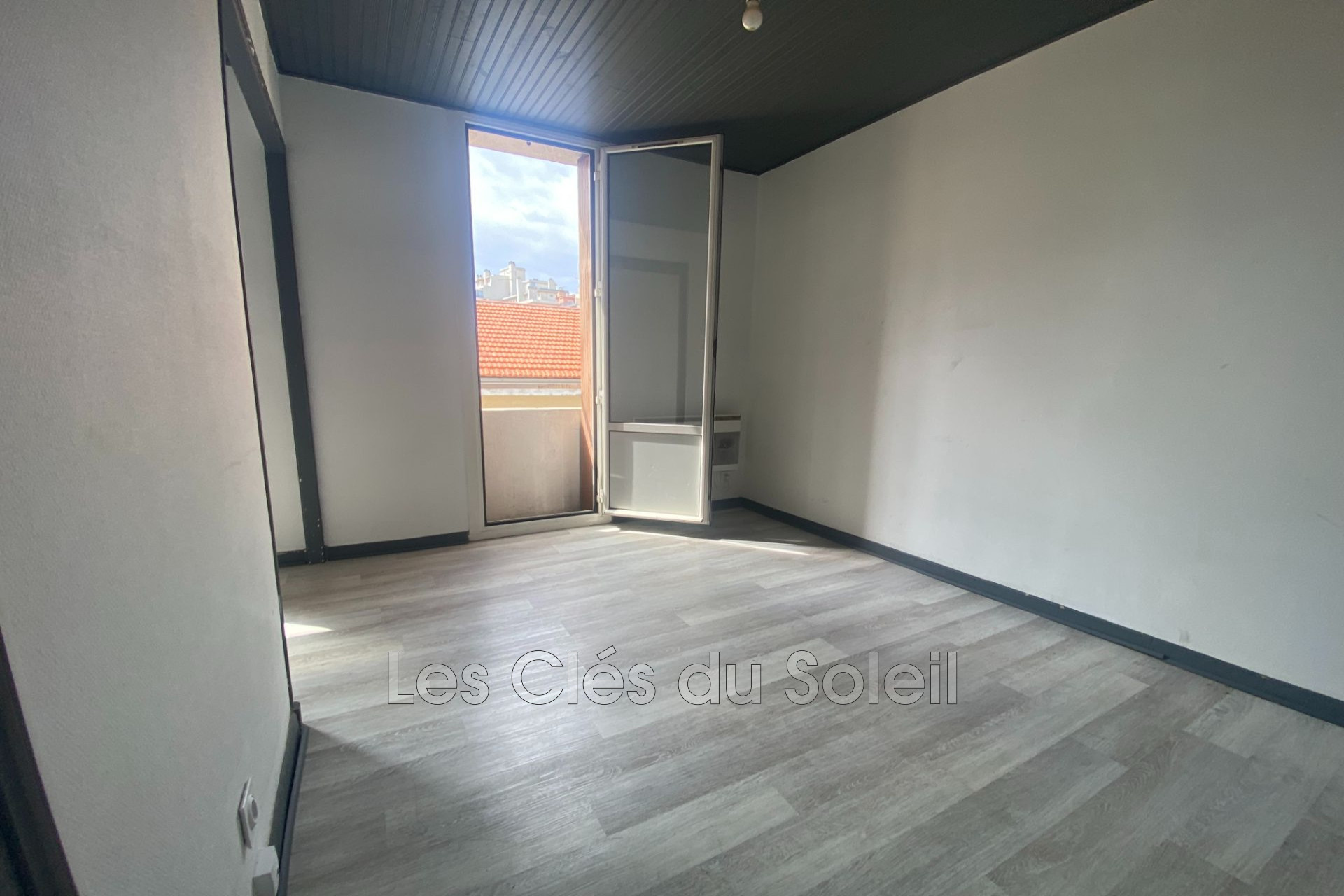 Appartement 1 pièce 21 m² · à Toulon · 21 m² · 493 €/mois