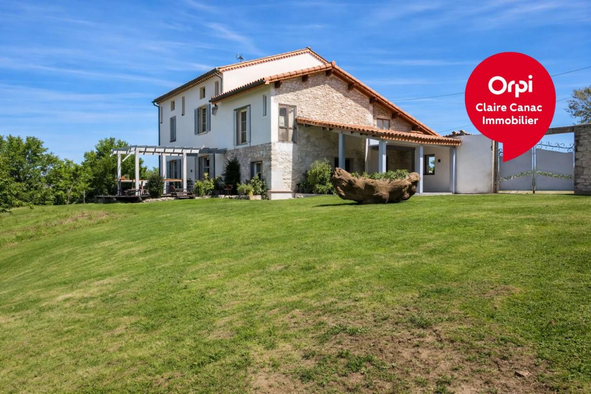 Maison 7 pièces 227 m² · à Vielmur-sur-Agout · 227 m² · 300 000 €