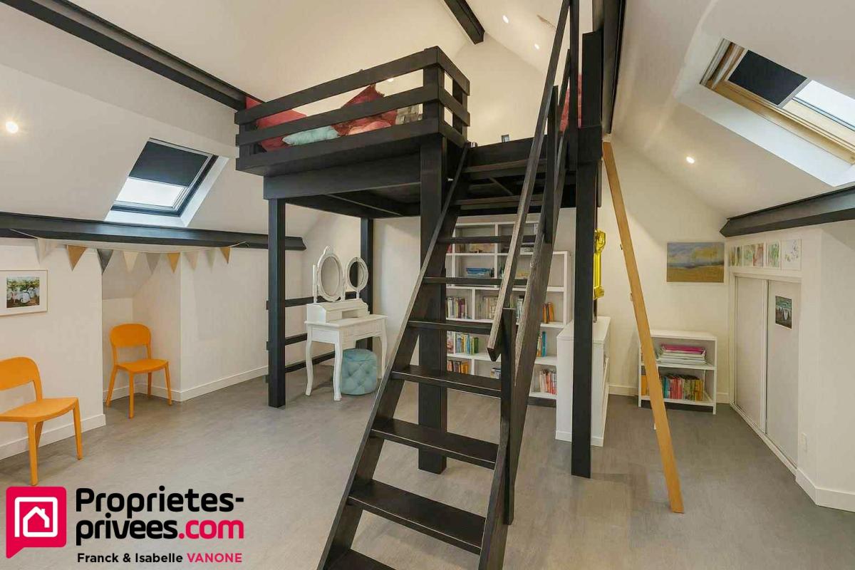 Maison 4 pièces 100 m² · à Frelinghien · 100 m² · 210 000 €