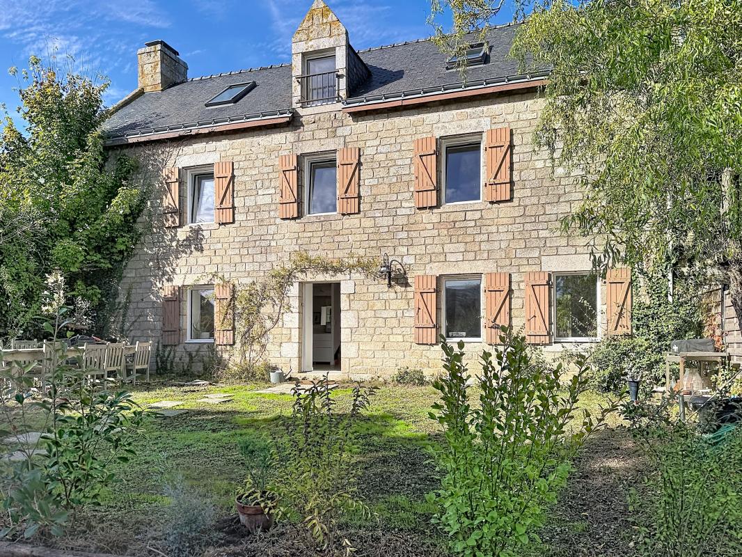 Maison 6 pièces 169 m² · à Ploemeur · 169 m² · 549 900 €