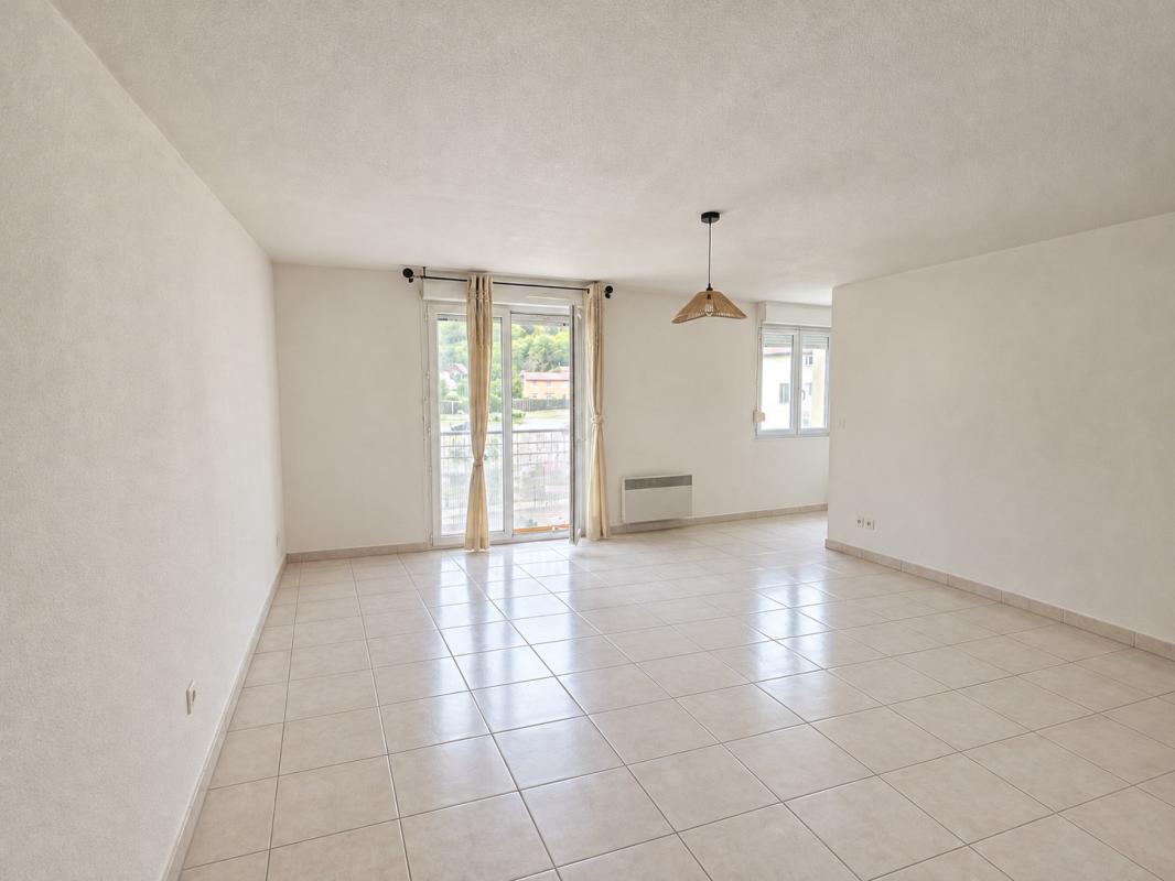 Appartement 2 pièces 48 m² · à Rumilly · 48 m² · 670 €/mois