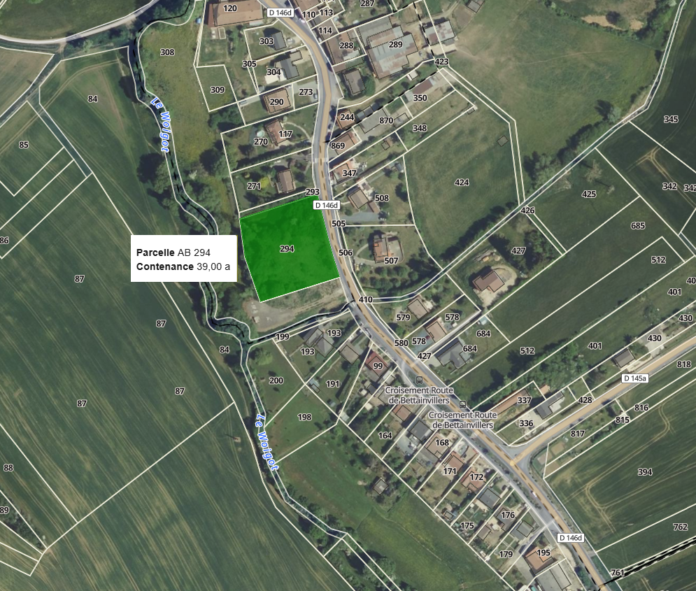 Terrain · à Tucquegnieux · 235 000 €