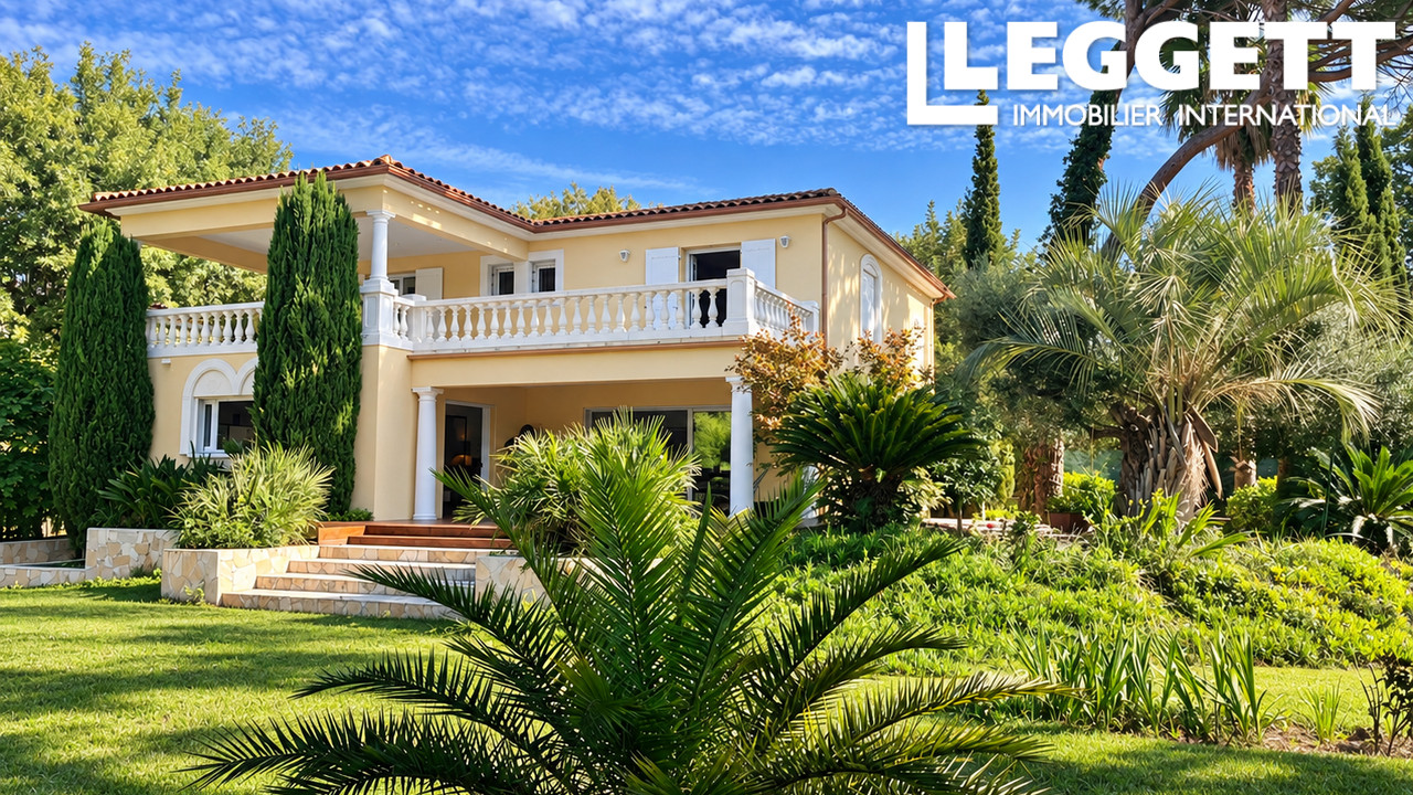 Maison 5 pièces 195 m² · à Fréjus · 195 m² · 830 000 €