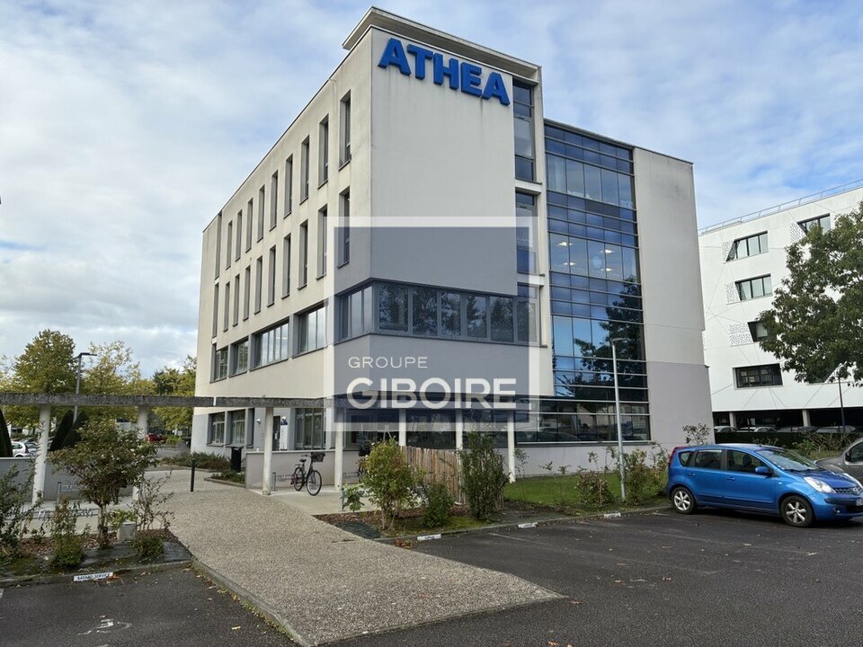 Local commercial 150 m² · à Rennes · 150 m² · 2 033 €/mois