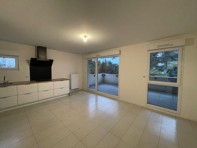 Appartement à Décines-Charpieu