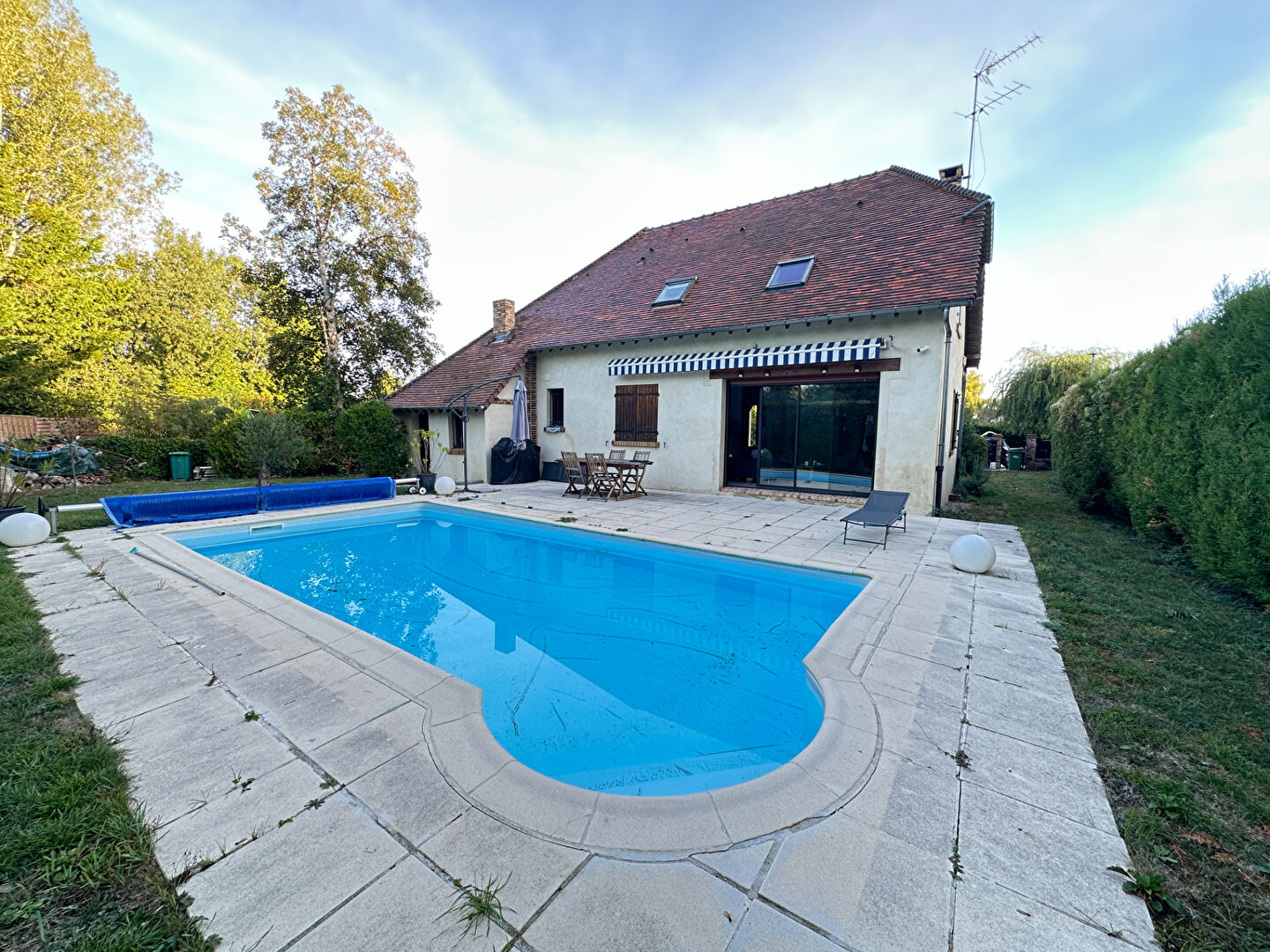 Maison 6 pièces 110 m² · à Verrières · 110 m² · 259 000 €