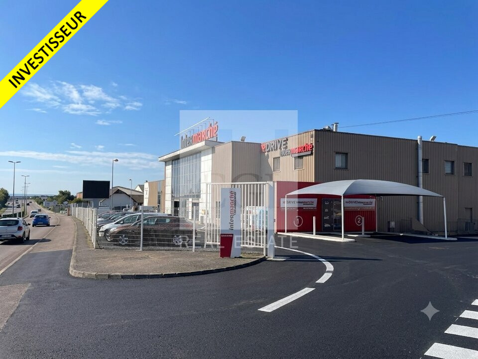 Local commercial 1840 m² · à Besançon · 1 840 m² · 2 821 000 €