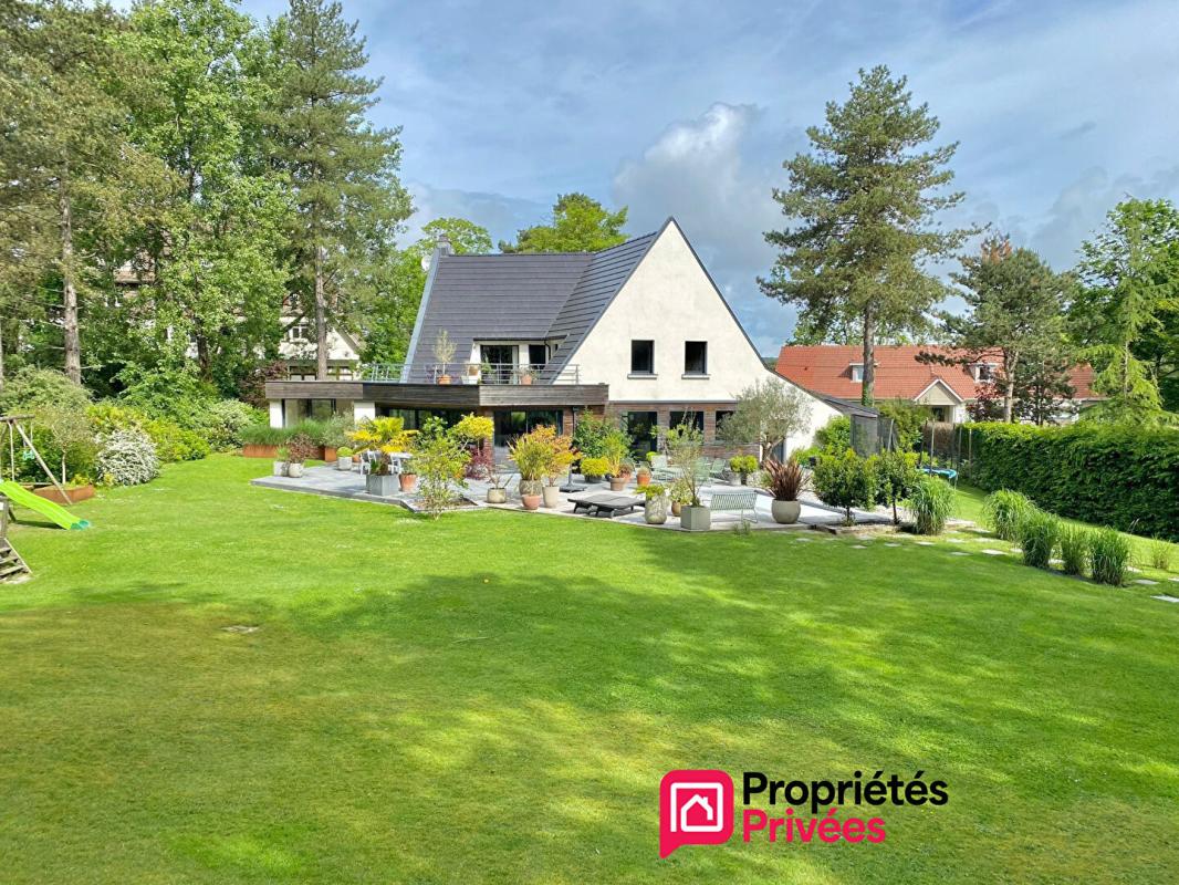 Maison 8 pièces 254 m² · à Neufchâtel-Hardelot · 254 m² · 1 144 000 €