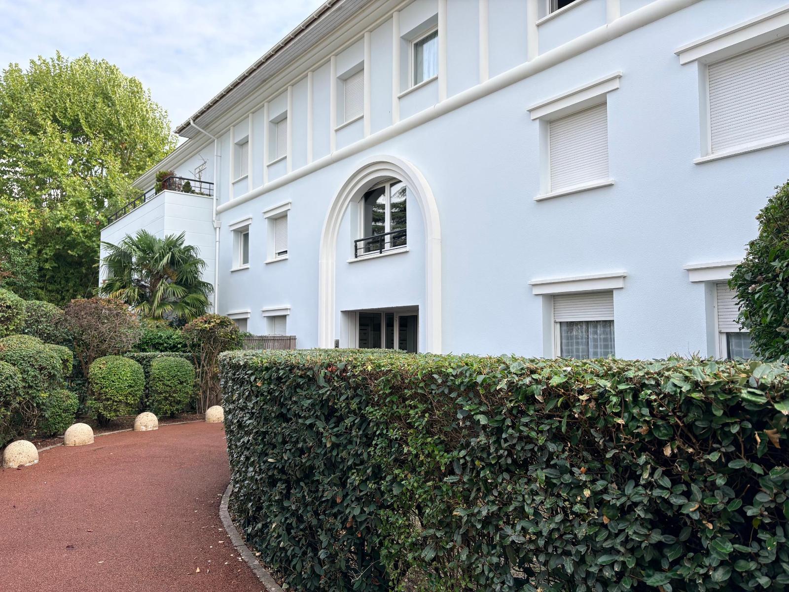 Local commercial 72 m² · au Bouscat · 72 m² · 299 250 €