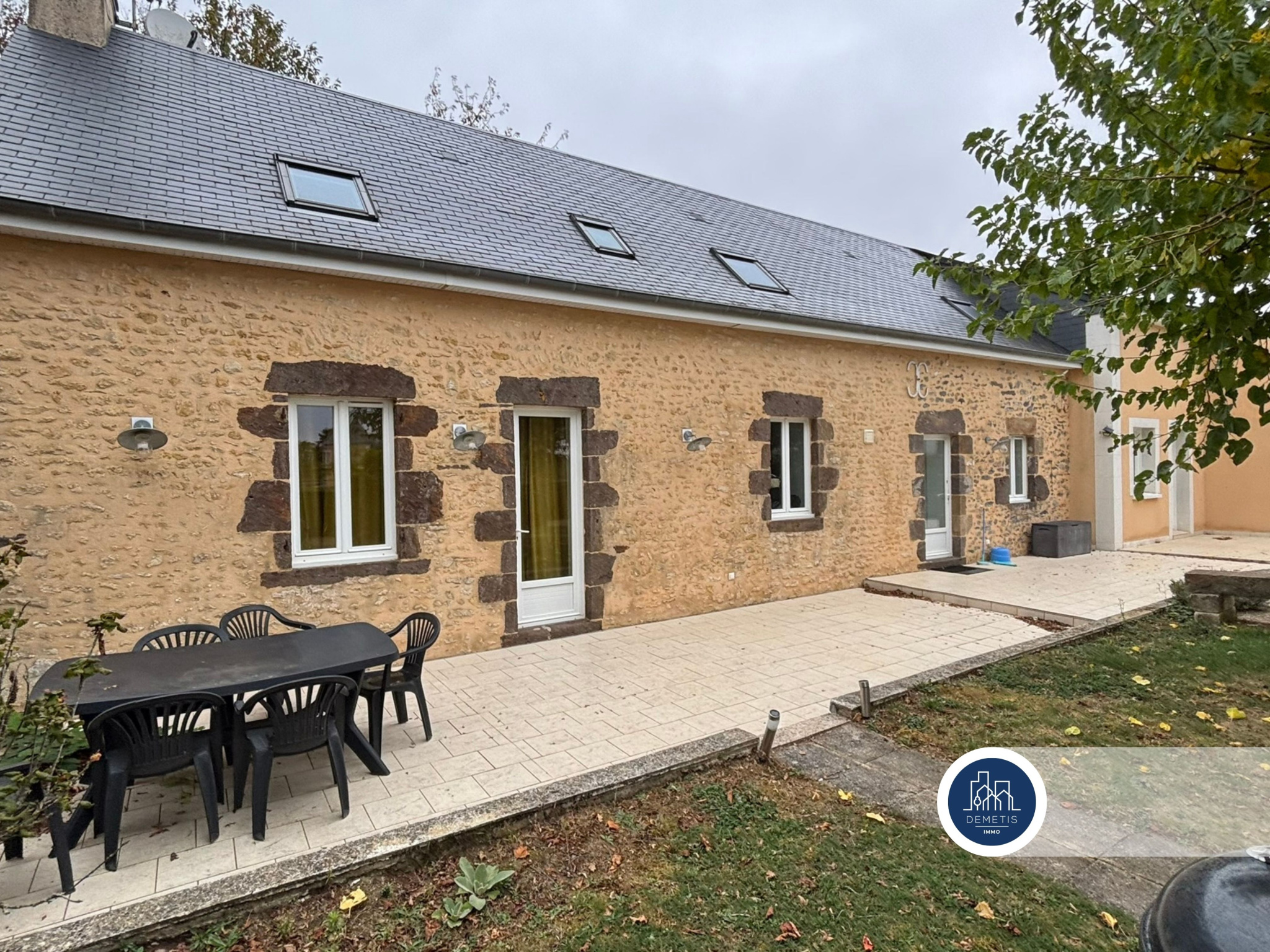 Maison 9 pièces 192 m² · au Mans · 192 m² · 286 200 €
