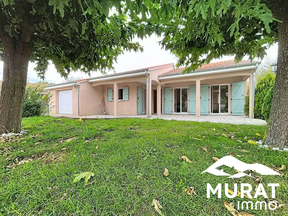 Maison 4 pièces 108 m² · à Riom · 108 m² · 243 000 €
