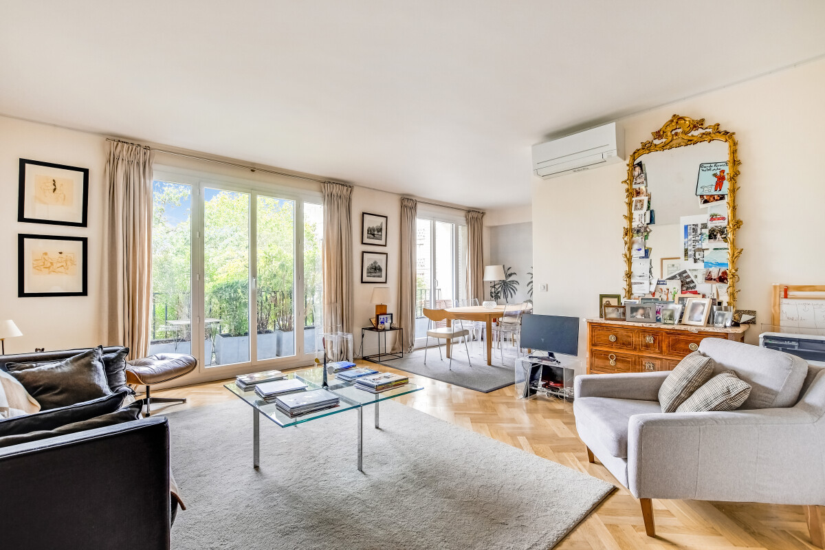 Appartement 5 pièces 96 m² · à Paris 15 · 96 m² · 995 000 €