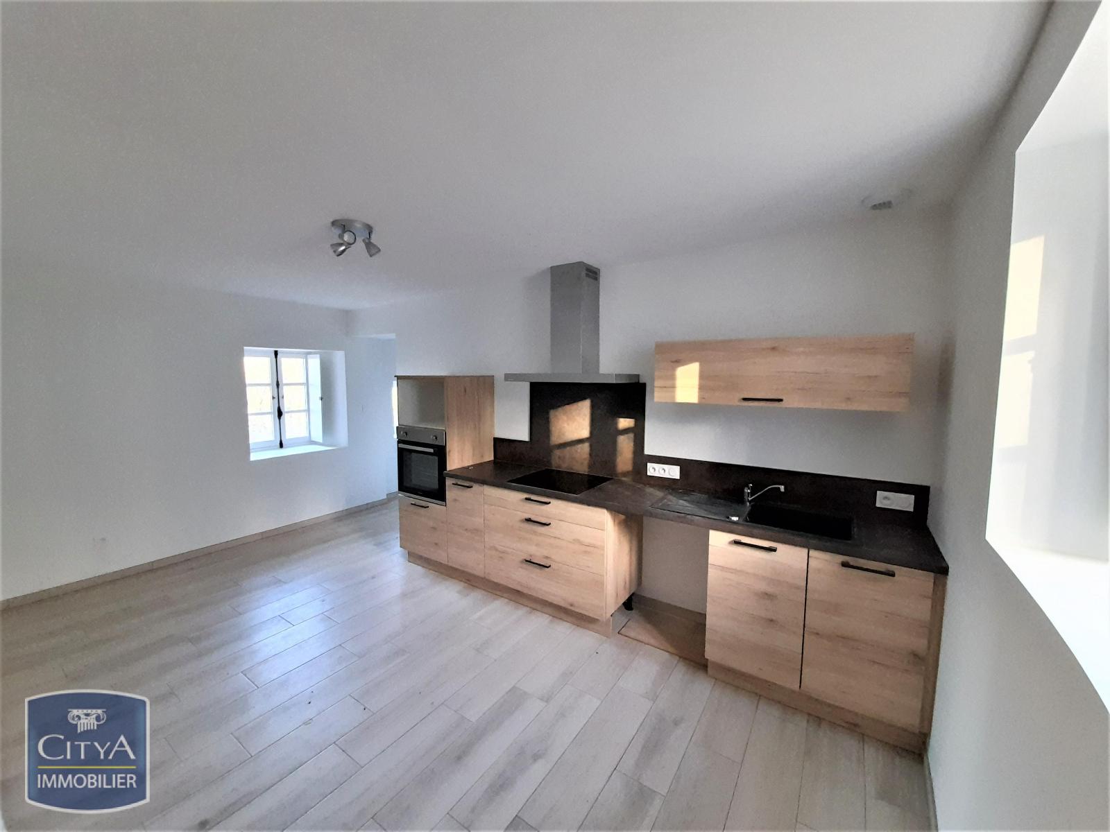 Maison 3 pièces 95 m² · à Fay · 95 m² · 940 €/mois