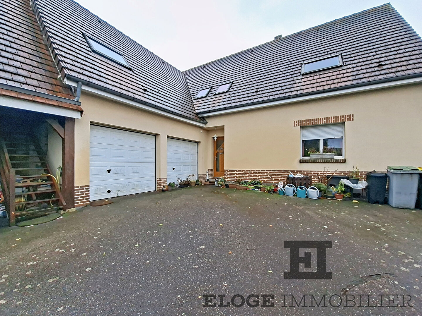 Maison 8 pièces 222 m² · à Saint-Jean-du-Cardonnay · 222 m² · 399 000 €