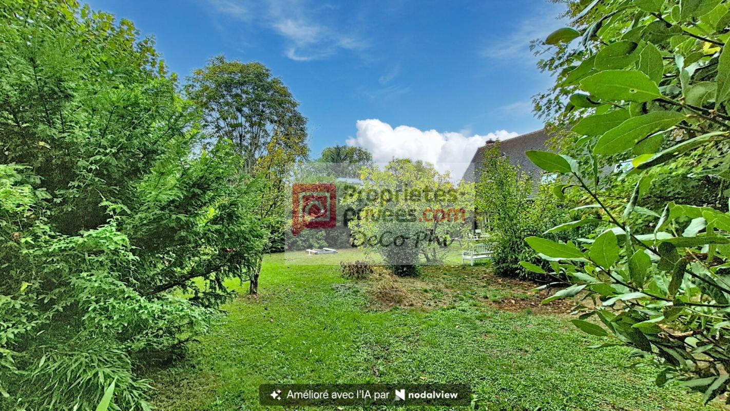 Terrain 423 m² · à Versailles · 423 m² · 695 000 €